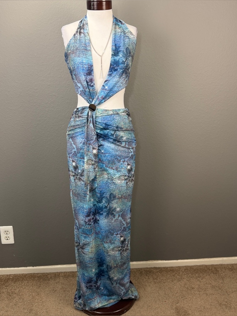 Outcast Dress NWT Mi Maxi Raella Blue Cutout Asymmetrical Dress Sz XL Vacation